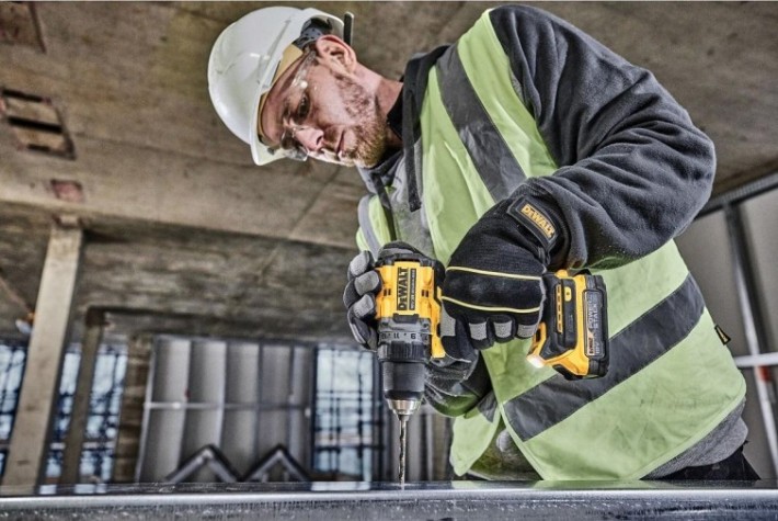 Дрель-шуруповерт аккумуляторная DeWALT DCD 800 E2T [DCD800E2T-QW]