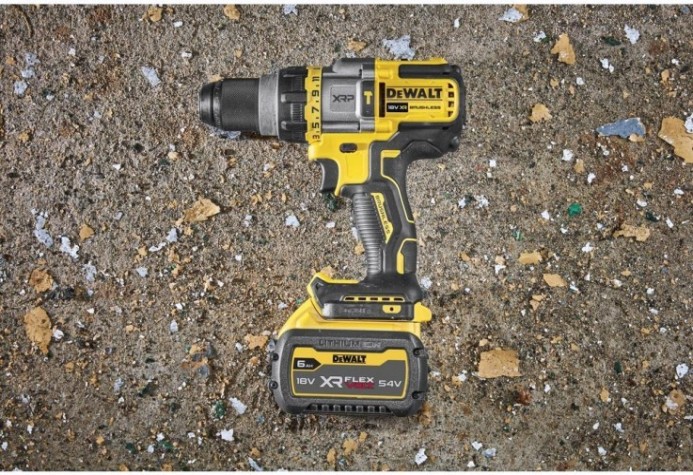 Дрель-шуруповерт аккумуляторная DeWALT DCD 999 NT без АКБ и ЗУ [DCD999NT-XJ]