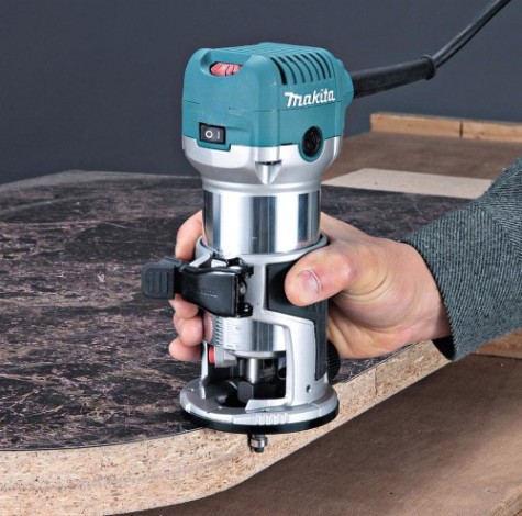 Фрезер сетевой MAKITA RT 0700 C [RT0700C]