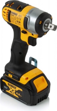 Гайковерт аккумуляторный DeWALT DCF 880 M2 ударный [DCF880M2-QW]