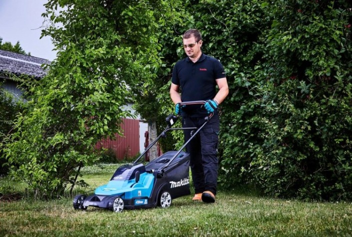 Газонокосилка аккумуляторная MAKITA DLM 432 CT2 [DLM432CT2]