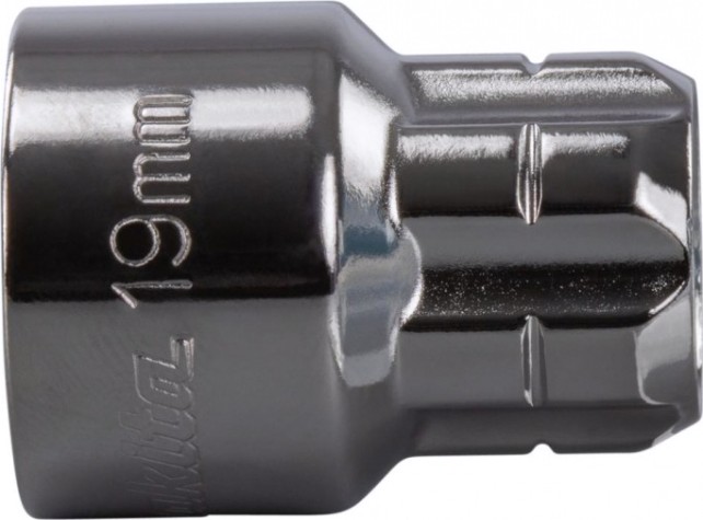 Головка проходная MAKITA 19 мм B-65735 [B-65735]