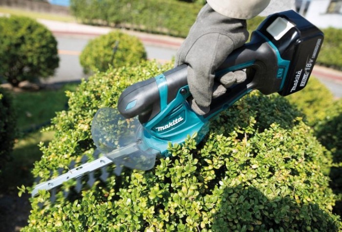 Ножницы для травы аккумуляторные MAKITA DUM 111 SYX [DUM111SYX]
