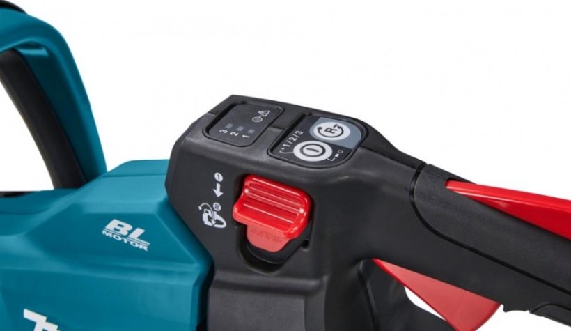 Ножницы-кусторез аккумуляторные MAKITA UH006GZ XGT 40vMAX