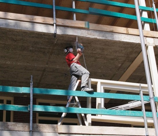 Перфоратор MAKITA HR2800