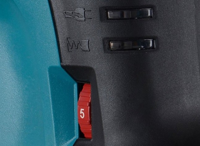 Перфоратор MAKITA HR3210C