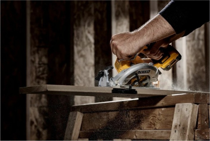 Пила циркулярная аккумуляторная DeWALT DCS 512 N без АКБ и ЗУ [DCS512N-XJ]