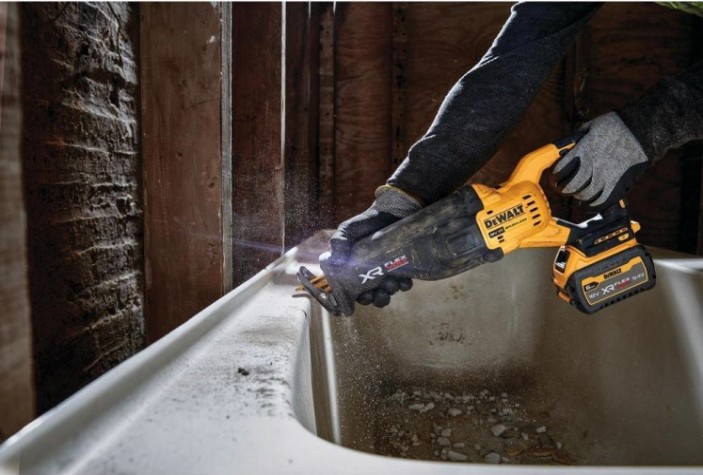 Пила сабельная аккумуляторная DeWALT DCS 386 NT FLEXVOLT, бесщеточная, без АКБ и ЗУ [DCS386NT-XJ]