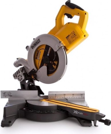 Пила торцовочная аккумуляторная DeWALT DCS 778 N FLEXVOLT, бесщеточная, без АКБ и З/У [DCS778N-XJ]