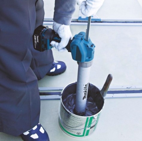 Пистолет для герметика MAKITA CG 100 DWAEA [CG100DWAEA]