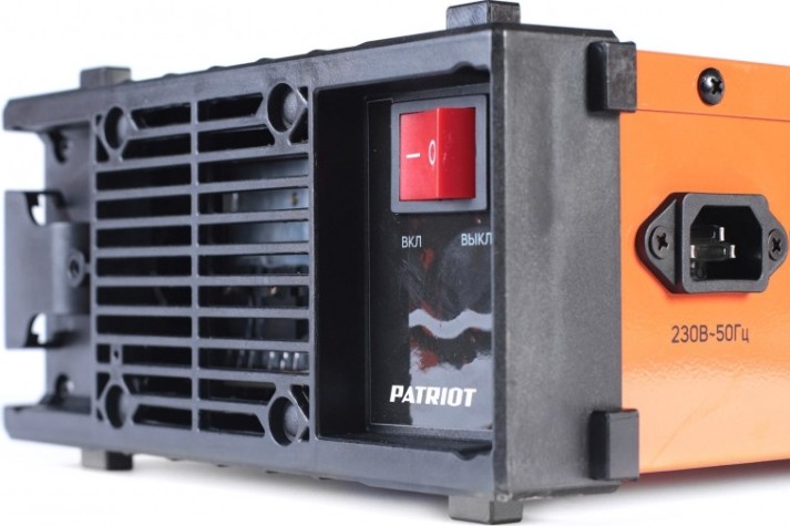 Пускозарядное устройство PATRIOT BCI-300D-Start инверторное [650301953]