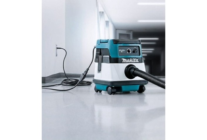 Пылесос аккумуляторный MAKITA DVC 860 LZ без АКБ и ЗУ + сумка