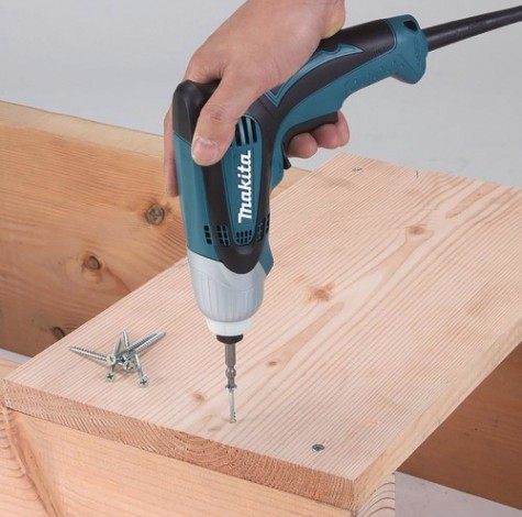 Шуруповерт сетевой MAKITA TD 0100 [TD0100]