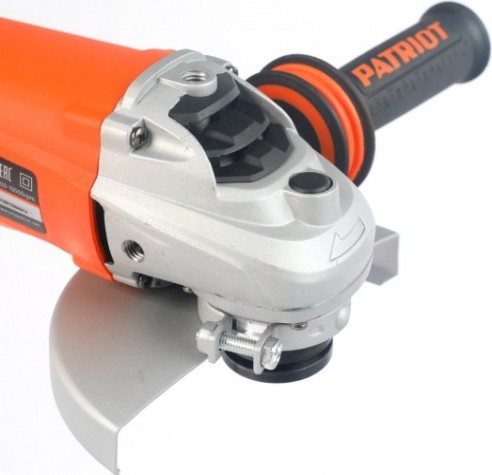 Угловая шлифмашина сетевая PATRIOT AG 150 [110301235]